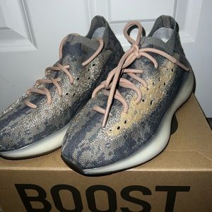 Yeezy Boost 380 6.5y